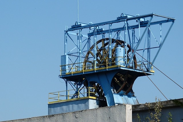 Szyb kopalni